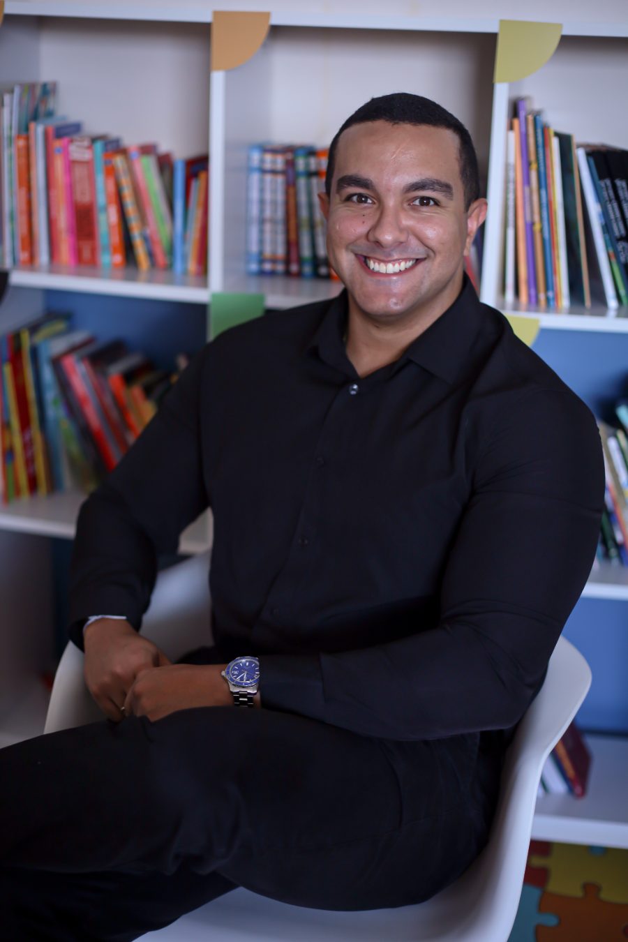 Dr. José Pedro Boaventura sorrindo — Pediatra em Salvador